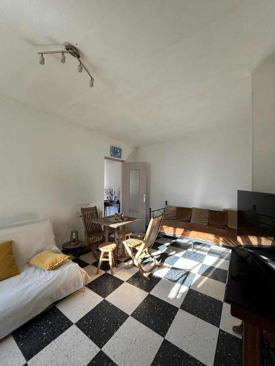 Appartement Chateauneuf Les Martigues Eksteriør bilde